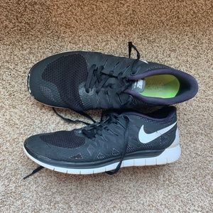 Nike Free Run 5.0 Tennis Shoes